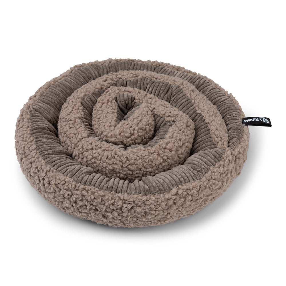District 70 SWIRL snuffelmat voor honden van zachte ribstof en teddy, geschikt voor neuswerk, zoekspel en mentale uitdaging.