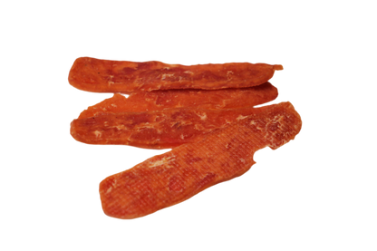 Filet Strips voor honden van 100% puur vlees, langzaam gedroogd en makkelijk in kleinere stukjes te breken voor training en beloning.